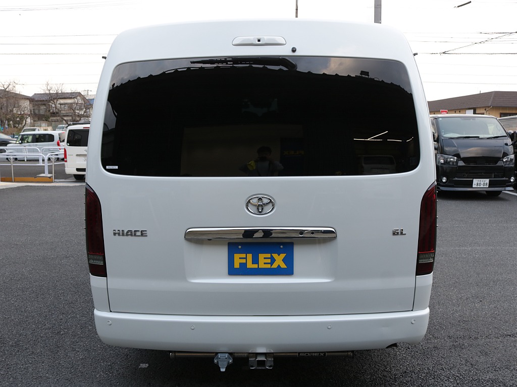 シンプルなリアビューになります！！