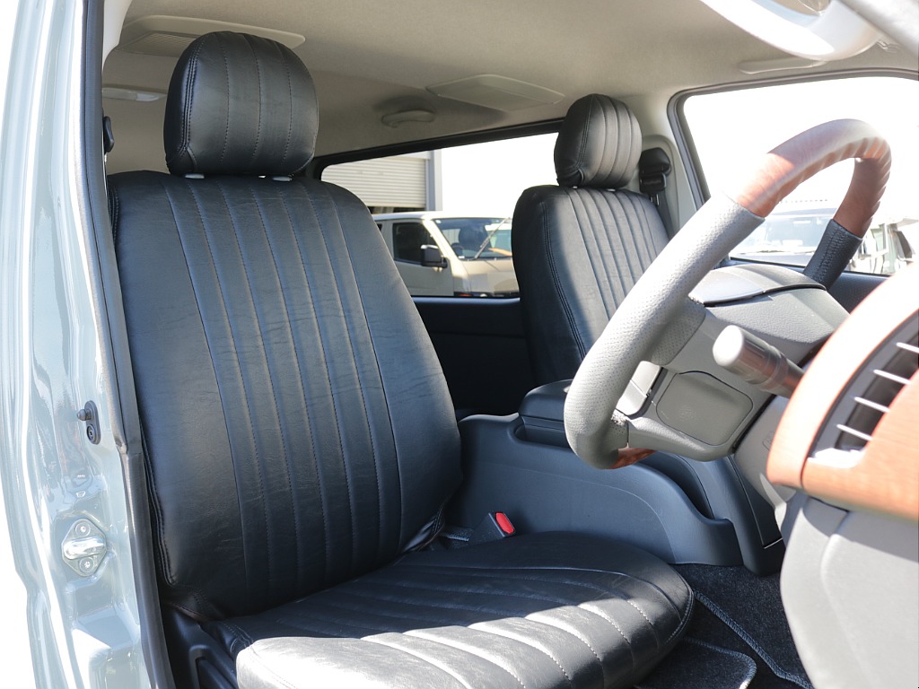 令和８年式アースカラー２８００ディーゼル４WD人気のＲＥクラシック丸目ライトフェイスチェンジ済み！オリジナルフロントバンパーオリジナル１６インチアルミオリジナルＬＥＤテールライトアルパインナビ装備！！