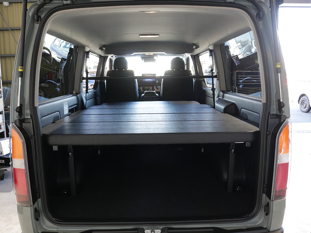 令和８年式アースカラー２８００ディーゼル４WD人気のＲＥクラシック丸目ライトフェイスチェンジ済み！オリジナルフロントバンパーオリジナル１６インチアルミオリジナルＬＥＤテールライトアルパインナビ装備！！