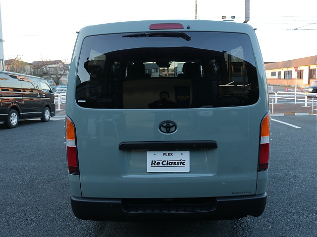 シンプルなリアビューになります！！