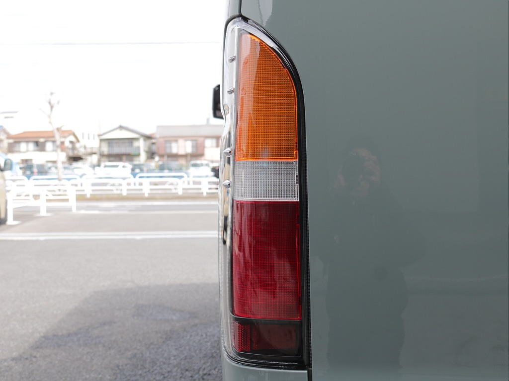 令和８年式アースカラーパッケージ２８００ディーゼル４ＷＤ！新品ＲＥクラシック丸目ライトフェイス施工！新品アルパインＢＩＧ－Ｘ１１インチＳＤナビ装備！新品シートカバー新品ベットＫＩＴ！ＥＴＣ２．０装備！