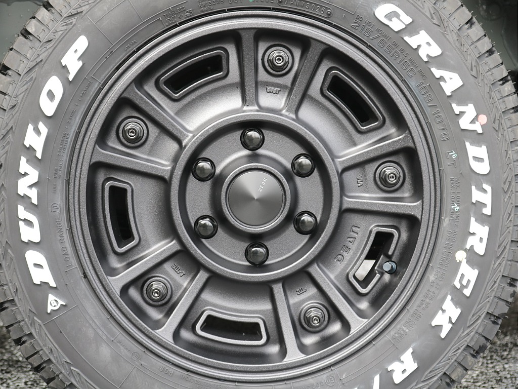 令和８年式アースカラーパッケージ２８００ディーゼル４ＷＤ！新品ＲＥクラシック丸目ライトフェイス施工！新品アルパインＢＩＧ－Ｘ１１インチＳＤナビ装備！新品シートカバー新品ベットＫＩＴ！ＥＴＣ２．０装備！