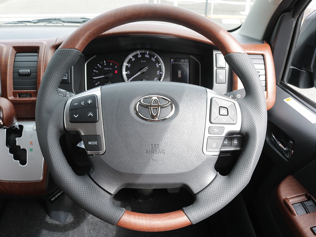 令和８年式アースカラーパッケージ２８００ディーゼル４ＷＤ！新品ＲＥクラシック丸目ライトフェイス施工！新品アルパインＢＩＧ－Ｘ１１インチＳＤナビ装備！新品シートカバー新品ベットＫＩＴ！ＥＴＣ２．０装備！