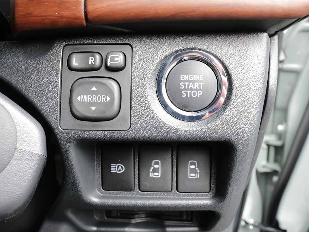 令和８年式アースカラーパッケージ２８００ディーゼル４ＷＤ！新品ＲＥクラシック丸目ライトフェイス施工！新品アルパインＢＩＧ－Ｘ１１インチＳＤナビ装備！新品シートカバー新品ベットＫＩＴ！ＥＴＣ２．０装備！