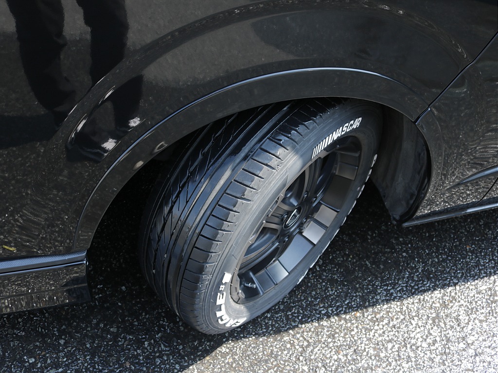 令和３年式ワゴンＧＬ２７００ガソリン２ＷＤ！アレンジＡＳシートカスタム車両入庫！新品オリジナルフロントスポイラーオリジナル１７インチアルミ２インチローダウンオリジナルＬＥＤテールパイオニアツインナビ！