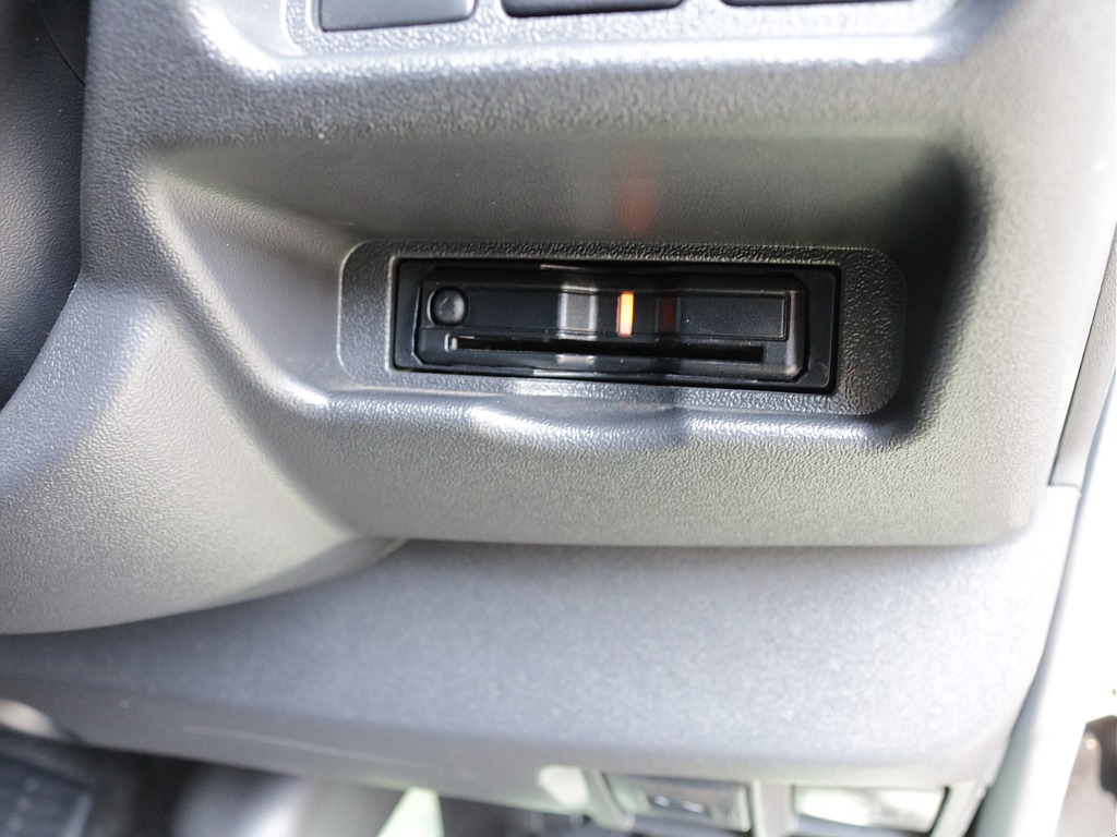 令和３年式ワゴンＧＬ２７００ガソリン２ＷＤ！アレンジＡＳシートカスタム車両入庫！新品オリジナルフロントスポイラーオリジナル１７インチアルミ２インチローダウンオリジナルＬＥＤテールパイオニアツインナビ！