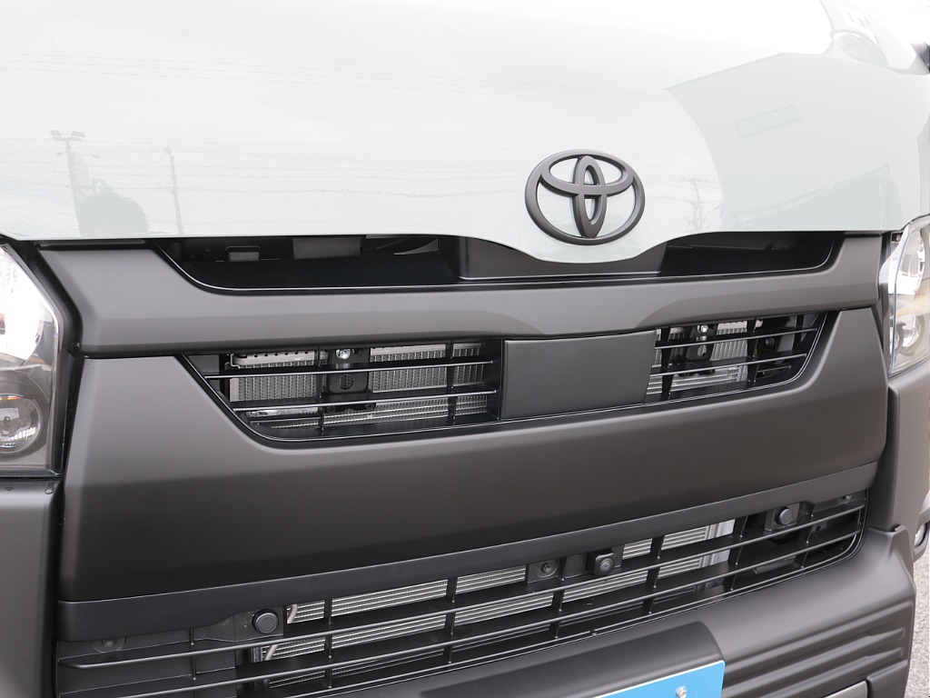 令和８年式アースカラーパッケージ２８００ディーゼル４ＷＤブラックエディション完成！！オリジナルフロントバンパーオリジナルオーバーフェンダーオリジナル１６インチアルミＢＩＧ－Ｘ１１インチナビＥＴＣ２．０