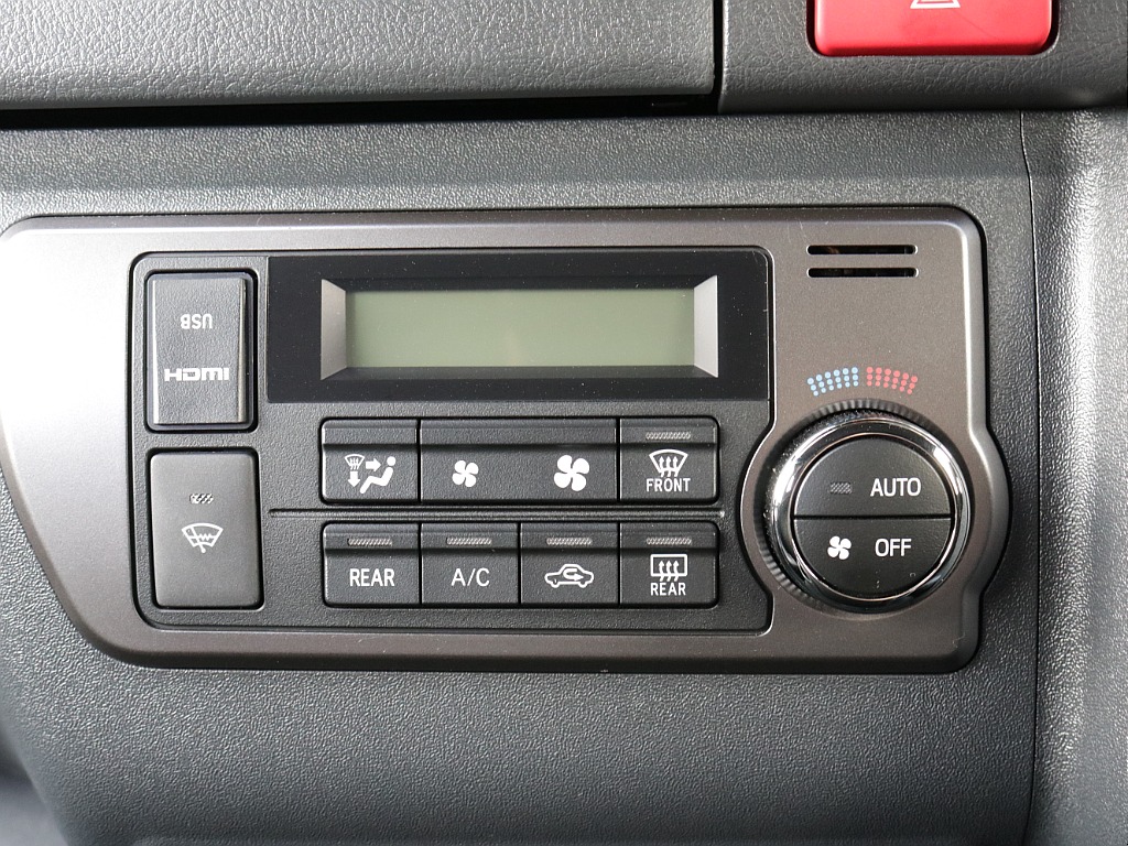 令和７年式ダークプライムＳ２８００ディーゼル４ＷＤカスタム車両入庫！オリジナルフロントバンパーオリジナルオーバーフェンダーオリジナルＬＥＤテールライトオリジナル１６インチアルミＢＩＧ－Ｘ１１インチナビ