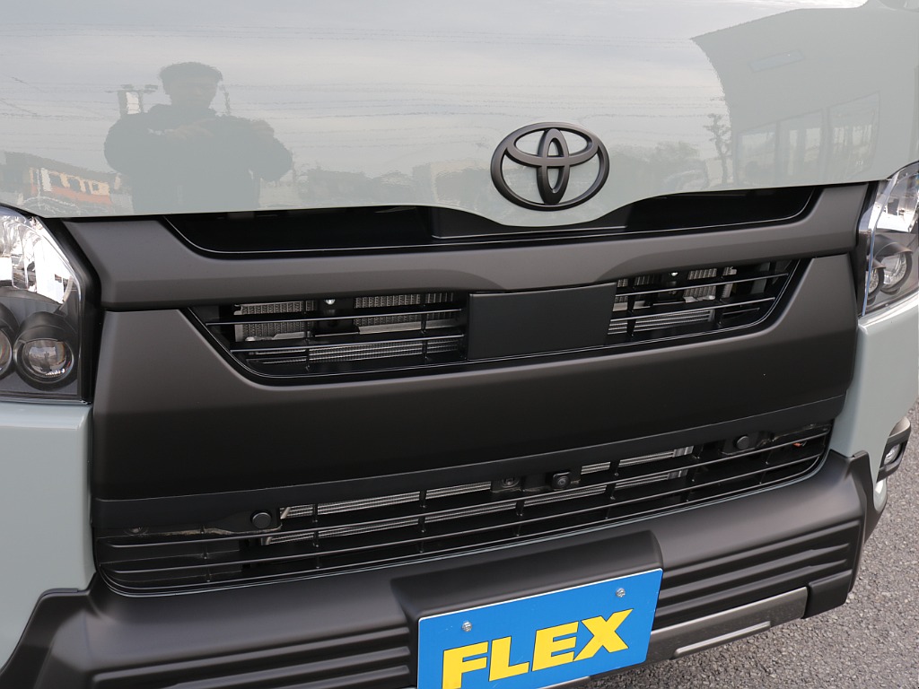 令和８年式ハイエースVアースカラーパッケージ２８００ディーゼル４WDブラックエディション完成！新品オリジナルバンパー新品オリジナル１６インチアルミ新品１６インチタイヤ新品オリジナルテールベットKIT