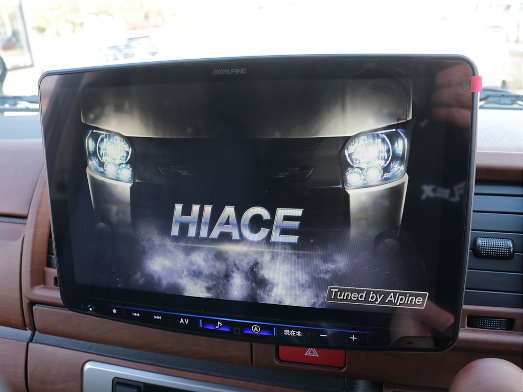 令和８年式ハイエースVアースカラーパッケージ２８００ディーゼル４WDブラックエディション完成！新品オリジナルバンパー新品オリジナル１６インチアルミ新品１６インチタイヤ新品オリジナルテールベットKIT