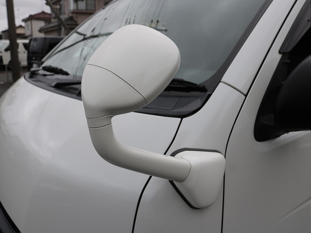 令和２年式ワゴンＧＬ２７００ガソリン４ＷＤブラックエディション完成！！ファブレス１７インチアルミ新品オリジナルバンパー新品オーバーフェンダー新品オリジナルＬＥＤテール新品シートカバー装着済み！！