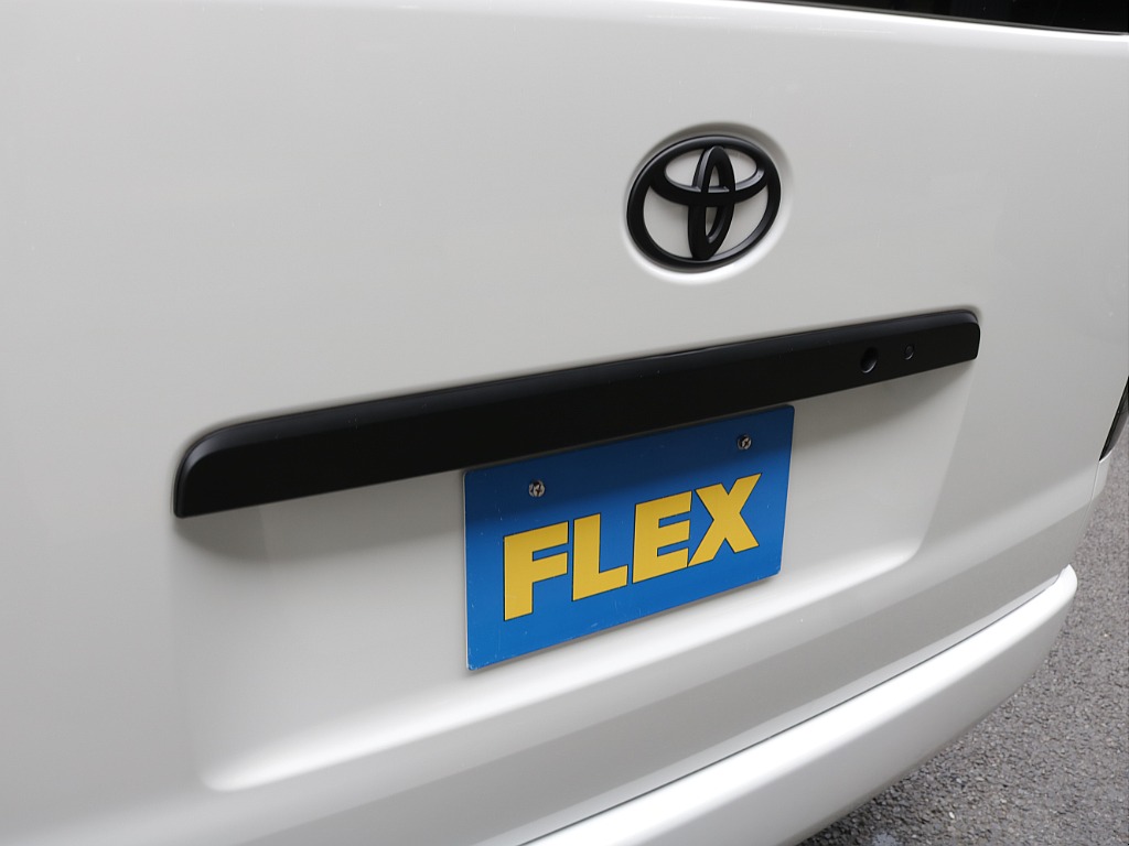 令和２年式ワゴンＧＬ２７００ガソリン４ＷＤブラックエディション完成！！ファブレス１７インチアルミ新品オリジナルバンパー新品オーバーフェンダー新品オリジナルＬＥＤテール新品シートカバー装着済み！！