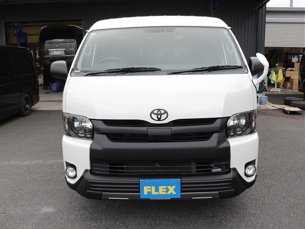 引き締まったフロントマスクになります！！