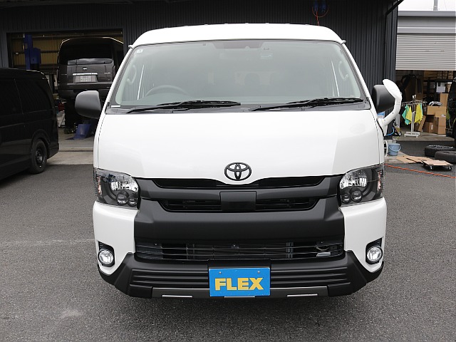 引き締まったフロントマスクになります！！