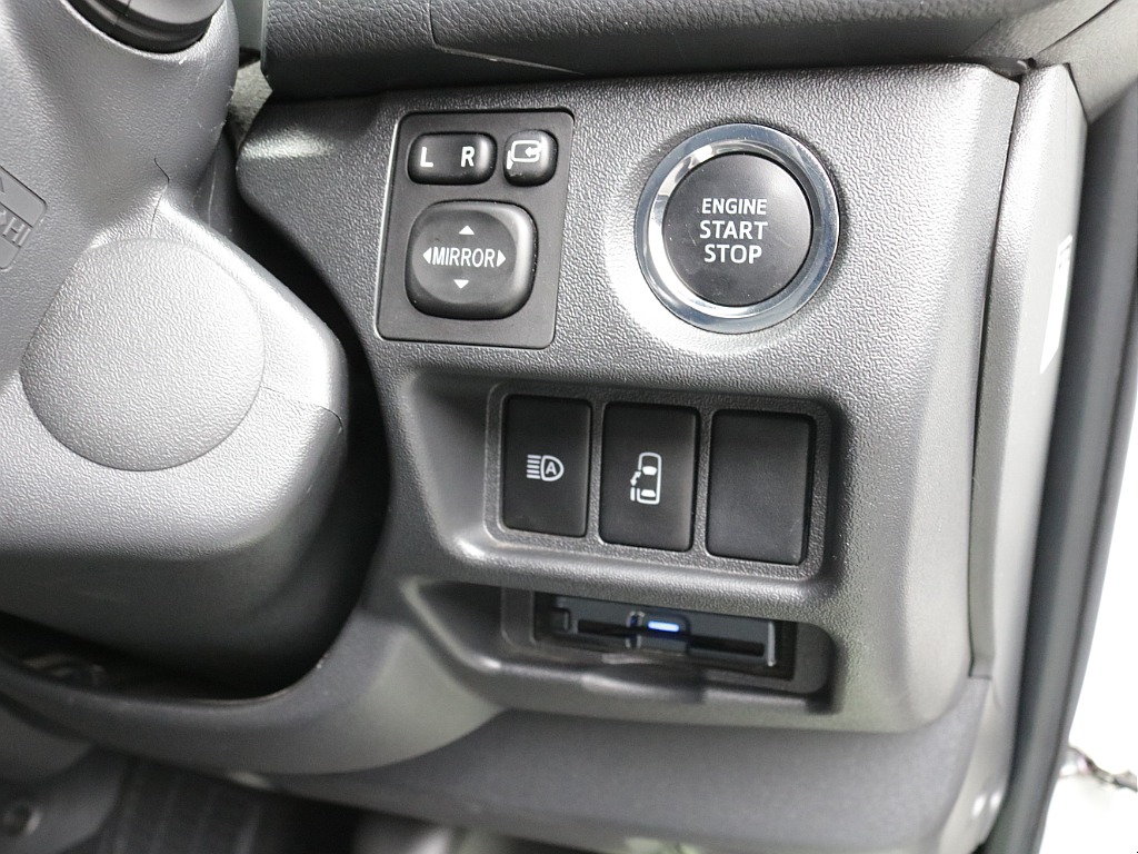 令和２年式ワゴンＧＬ２７００ガソリン４ＷＤブラックエディション完成！！ファブレス１７インチアルミ新品オリジナルバンパー新品オーバーフェンダー新品オリジナルＬＥＤテール新品シートカバー装着済み！！