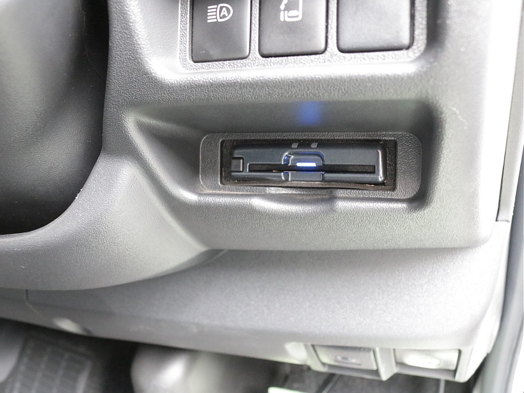 令和２年式ワゴンＧＬ２７００ガソリン４ＷＤブラックエディション完成！！ファブレス１７インチアルミ新品オリジナルバンパー新品オーバーフェンダー新品オリジナルＬＥＤテール新品シートカバー装着済み！！