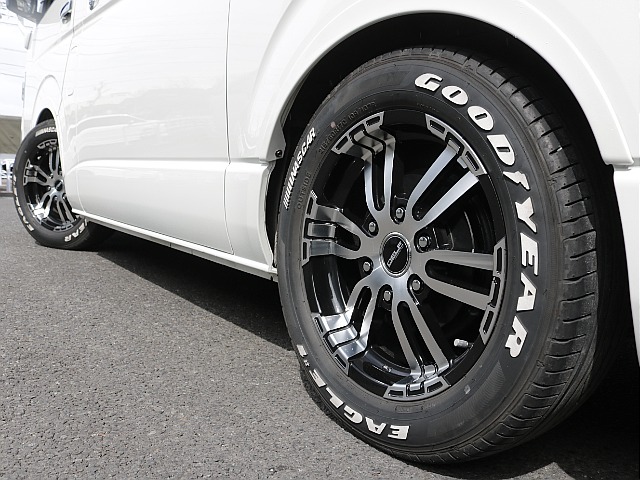 オリジナルデルフ０２　１７インチアルミ装備！！