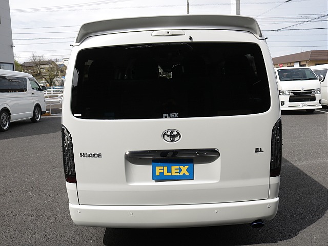 シンプルなリアビューになります！！