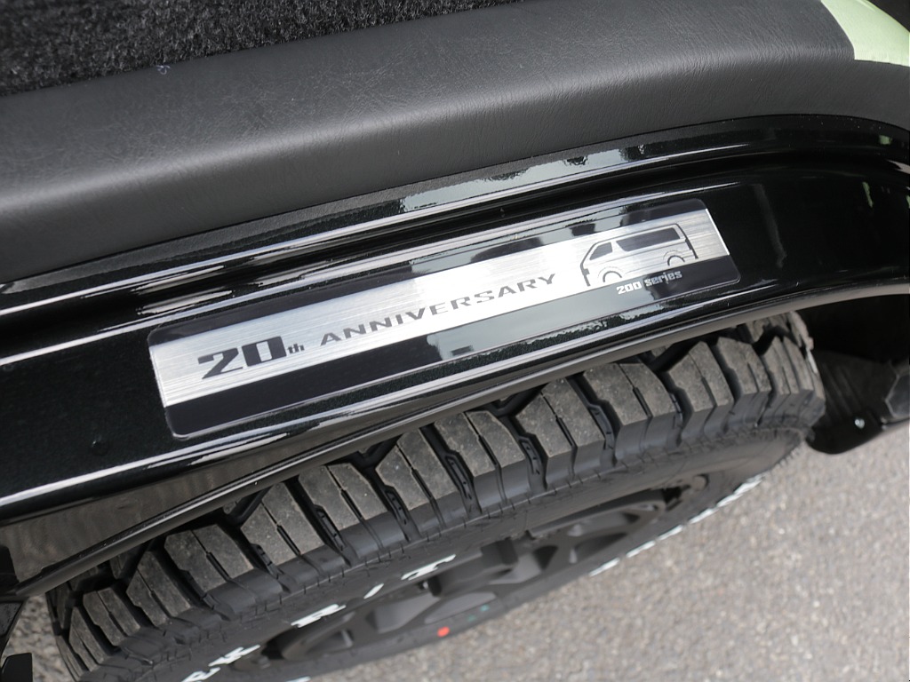 令和８年式ダークプライムＳ２８００ディーゼル４ＷＤカスタム車両入庫！新品オリジナルフロントバンパー新品オリジナル１６インチアルミ新品オリジナルオーバーフェンダー新品アルパインＢＩＧ－Ｘ１１インチナビ！