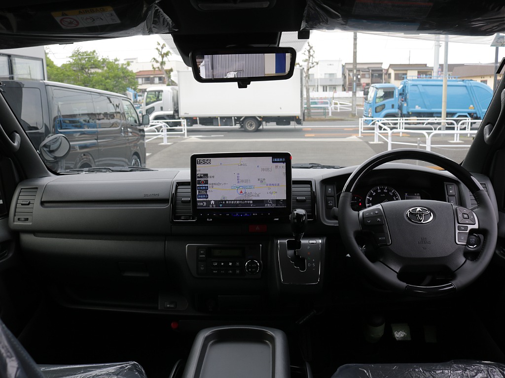 令和８年式ダークプライムＳ２８００ディーゼル４ＷＤカスタム車両入庫！新品オリジナルフロントバンパー新品オリジナル１６インチアルミ新品オリジナルオーバーフェンダー新品アルパインＢＩＧ－Ｘ１１インチナビ！