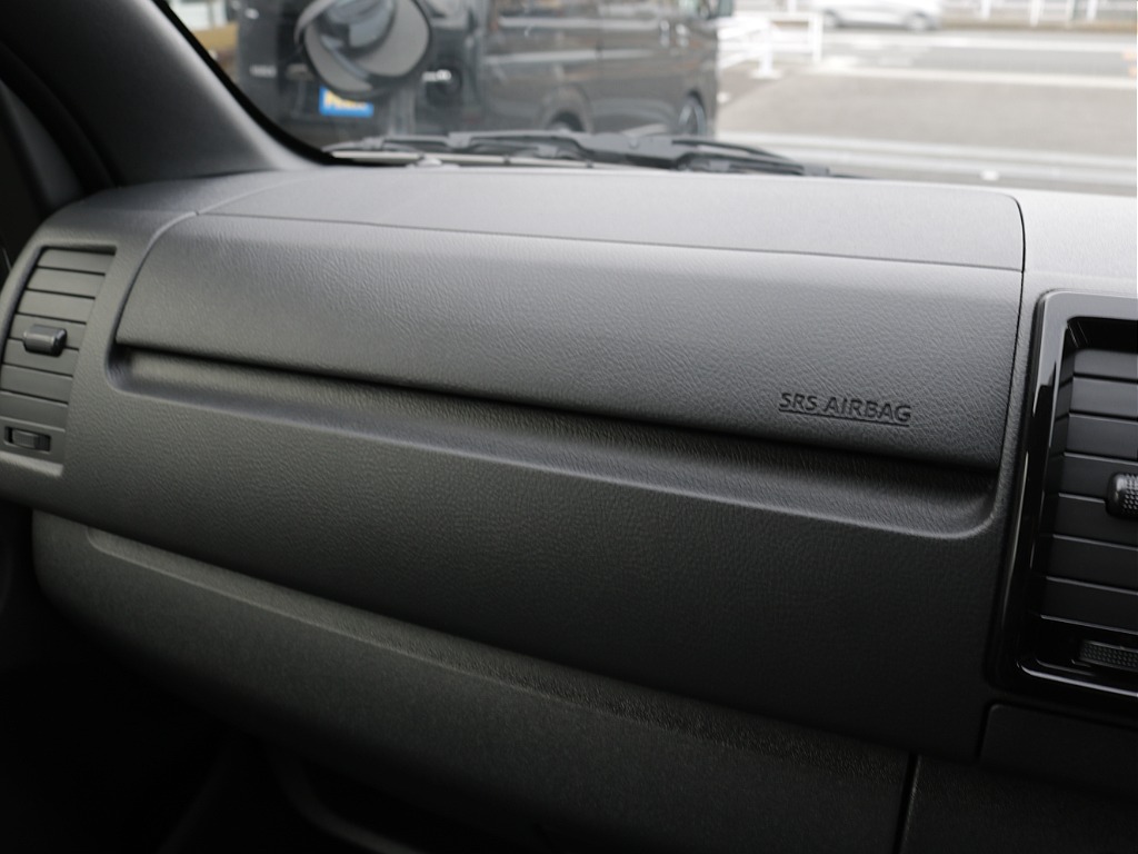 令和８年式ダークプライムＳ２８００ディーゼル４ＷＤカスタム車両入庫！新品オリジナルフロントバンパー新品オリジナル１６インチアルミ新品オリジナルオーバーフェンダー新品アルパインＢＩＧ－Ｘ１１インチナビ！