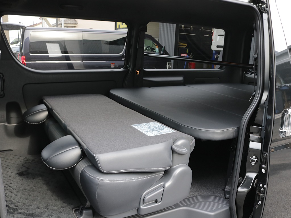 令和８年式ダークプライムＳ２８００ディーゼル４ＷＤカスタム車両入庫！新品オリジナルフロントバンパー新品オリジナル１６インチアルミ新品オリジナルオーバーフェンダー新品アルパインＢＩＧ－Ｘ１１インチナビ！