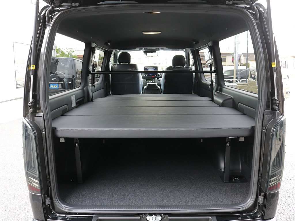 令和８年式ダークプライムＳ２８００ディーゼル４ＷＤカスタム車両入庫！新品オリジナルフロントバンパー新品オリジナル１６インチアルミ新品オリジナルオーバーフェンダー新品アルパインＢＩＧ－Ｘ１１インチナビ！