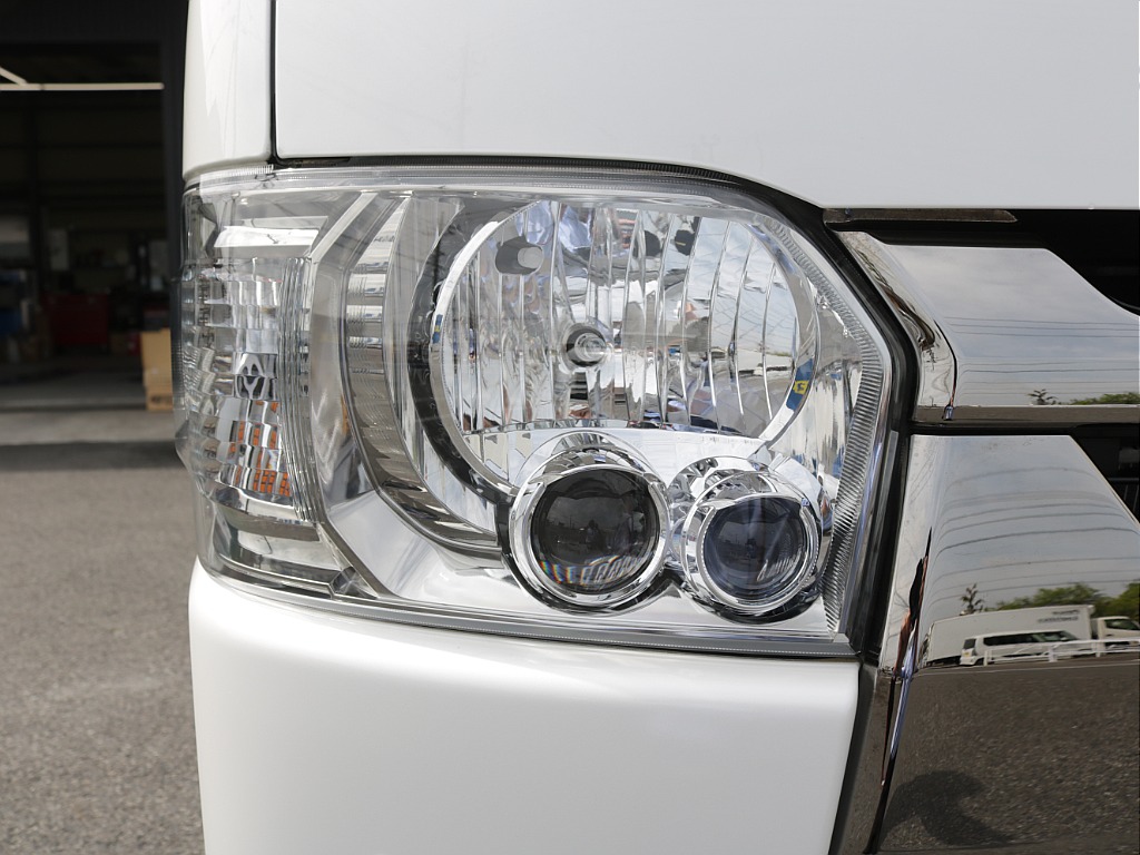 令和６年式ダークプライムⅡ２０００ガソリン２WDフレックスカスタム車両入庫！オリジナルフロントスポイラー２インチローダウンオリジナルオーバーフェンダーオリジナルＬＥＤテールアルパインＢＩＧ－Ｘ１１ナビ