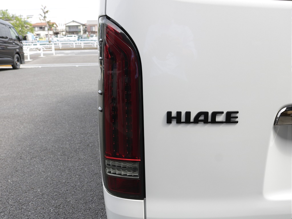 令和６年式ダークプライムⅡ２０００ガソリン２WDフレックスカスタム車両入庫！オリジナルフロントスポイラー２インチローダウンオリジナルオーバーフェンダーオリジナルＬＥＤテールアルパインＢＩＧ－Ｘ１１ナビ