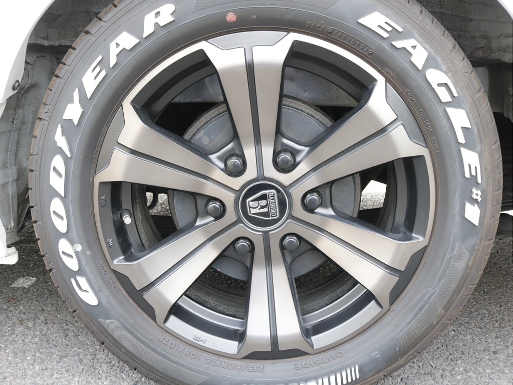 令和６年式ダークプライムⅡ２０００ガソリン２WDフレックスカスタム車両入庫！オリジナルフロントスポイラー２インチローダウンオリジナルオーバーフェンダーオリジナルＬＥＤテールアルパインＢＩＧ－Ｘ１１ナビ