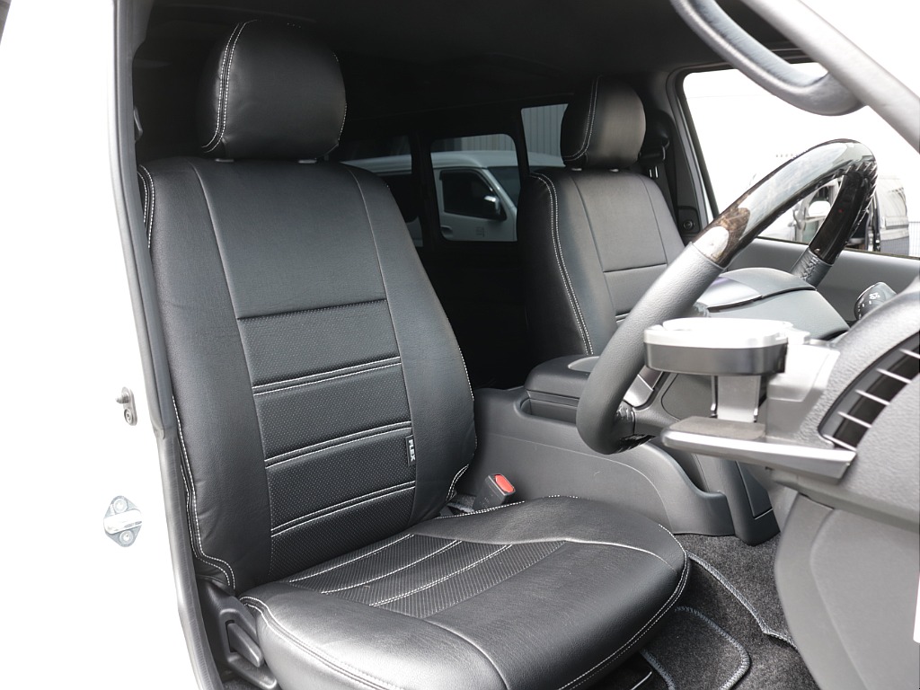 令和６年式ダークプライムⅡ２０００ガソリン２WDフレックスカスタム車両入庫！オリジナルフロントスポイラー２インチローダウンオリジナルオーバーフェンダーオリジナルＬＥＤテールアルパインＢＩＧ－Ｘ１１ナビ