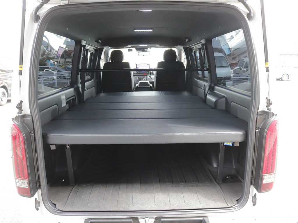 令和６年式ダークプライムⅡ２０００ガソリン２WDフレックスカスタム車両入庫！オリジナルフロントスポイラー２インチローダウンオリジナルオーバーフェンダーオリジナルＬＥＤテールアルパインＢＩＧ－Ｘ１１ナビ