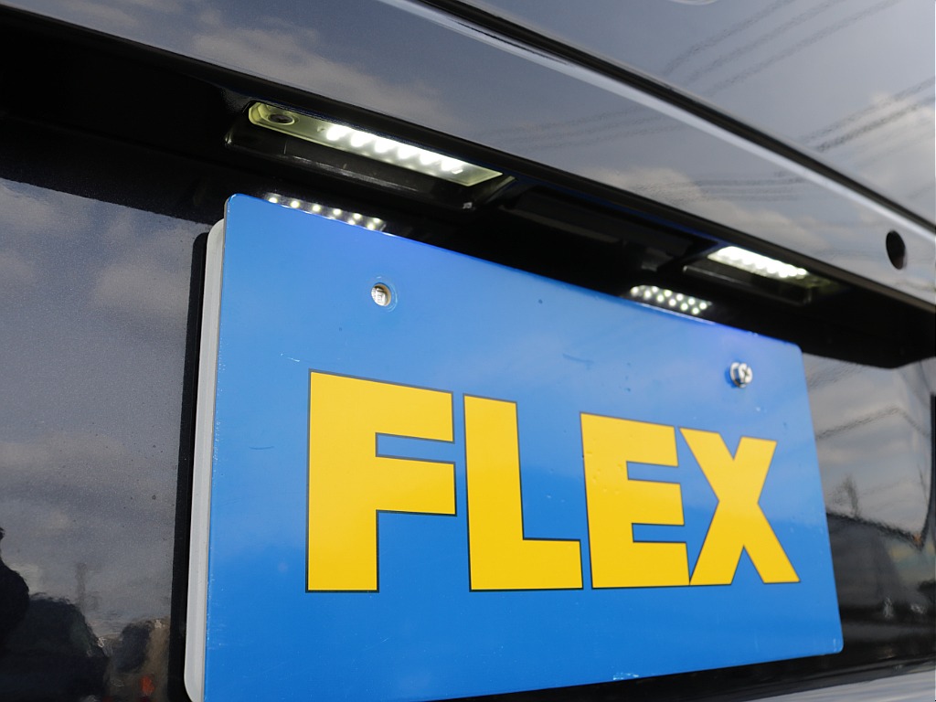 令和５年式ダークプライムⅡ２８００ディーゼル４WDブラックエディション施工済み！新品オリジナルフロントバンパー新品オリジナルオーバーフェンダー新品オリジナルＬＥＤテールレイズ１６インチアルミ装備