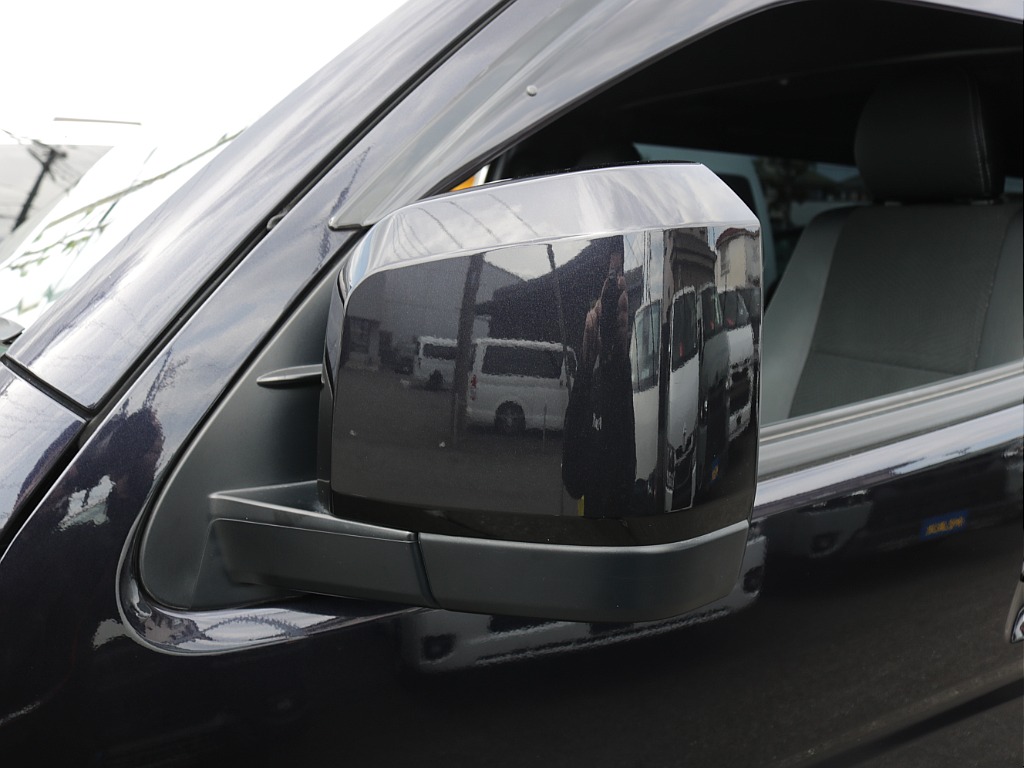 令和５年式ダークプライムⅡ２８００ディーゼル４WDブラックエディション施工済み！新品オリジナルフロントバンパー新品オリジナルオーバーフェンダー新品オリジナルＬＥＤテールレイズ１６インチアルミ装備