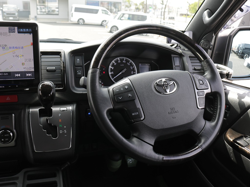 令和５年式ダークプライムⅡ２８００ディーゼル４WDブラックエディション施工済み！新品オリジナルフロントバンパー新品オリジナルオーバーフェンダー新品オリジナルＬＥＤテールレイズ１６インチアルミ装備