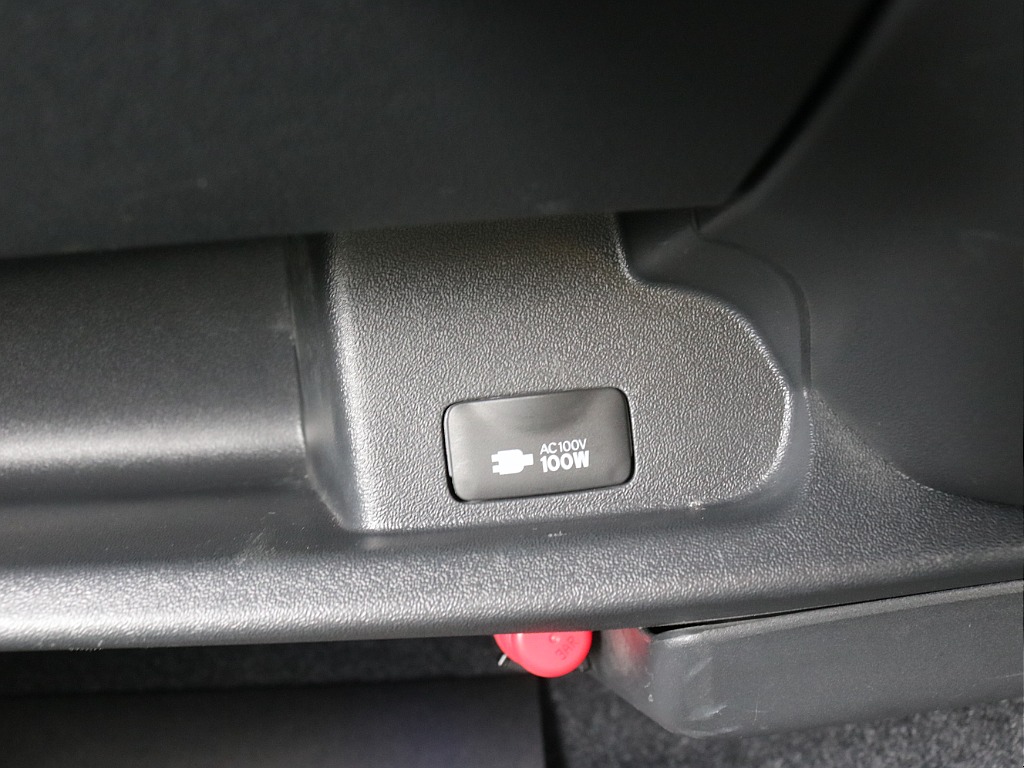 令和５年式ダークプライムⅡ２８００ディーゼル４WDブラックエディション施工済み！新品オリジナルフロントバンパー新品オリジナルオーバーフェンダー新品オリジナルＬＥＤテールレイズ１６インチアルミ装備