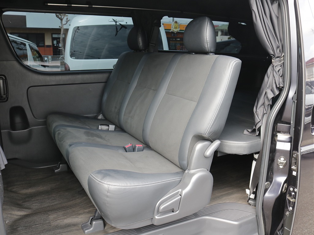 令和５年式ダークプライムⅡ２８００ディーゼル４WDブラックエディション施工済み！新品オリジナルフロントバンパー新品オリジナルオーバーフェンダー新品オリジナルＬＥＤテールレイズ１６インチアルミ装備