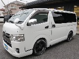 令和2年式ダークプライムⅡ２８００ディーゼルターボ4WD！シンプルカスタム済み！ツインモニター装備！その他カスタムパーツ多数！！