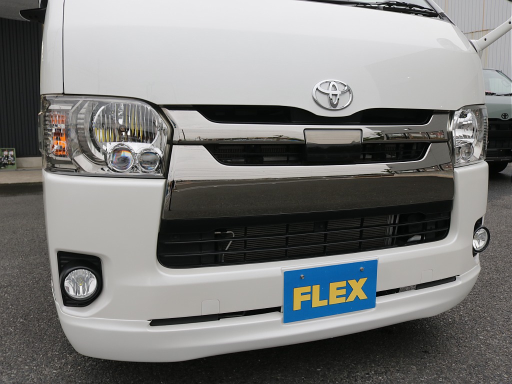 令和2年式ダークプライムⅡ２８００ディーゼルターボ4WD！シンプルカスタム済み！ツインモニター装備！その他カスタムパーツ多数！！