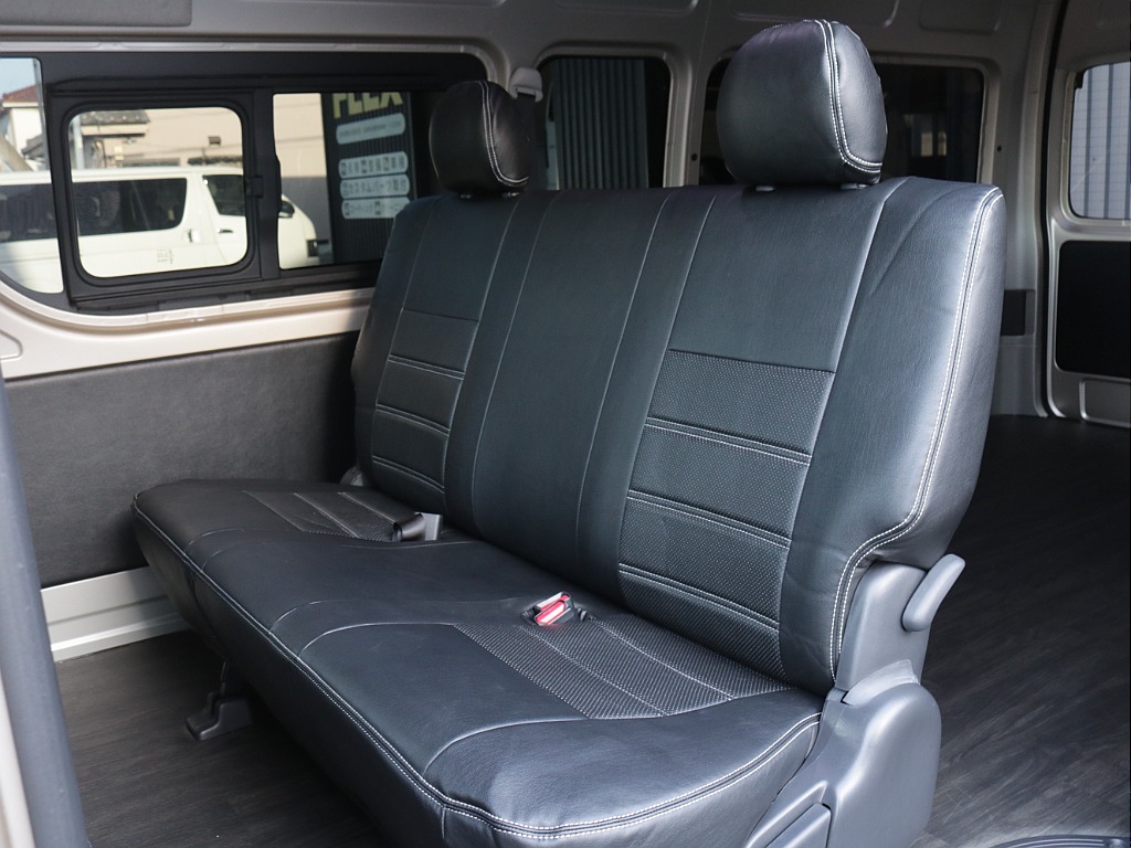 令和５年式希少スーパーロングディーゼル４WDフルカスタム車両入庫！人気のブラックエディション施工リア全面床張り施工済み！！