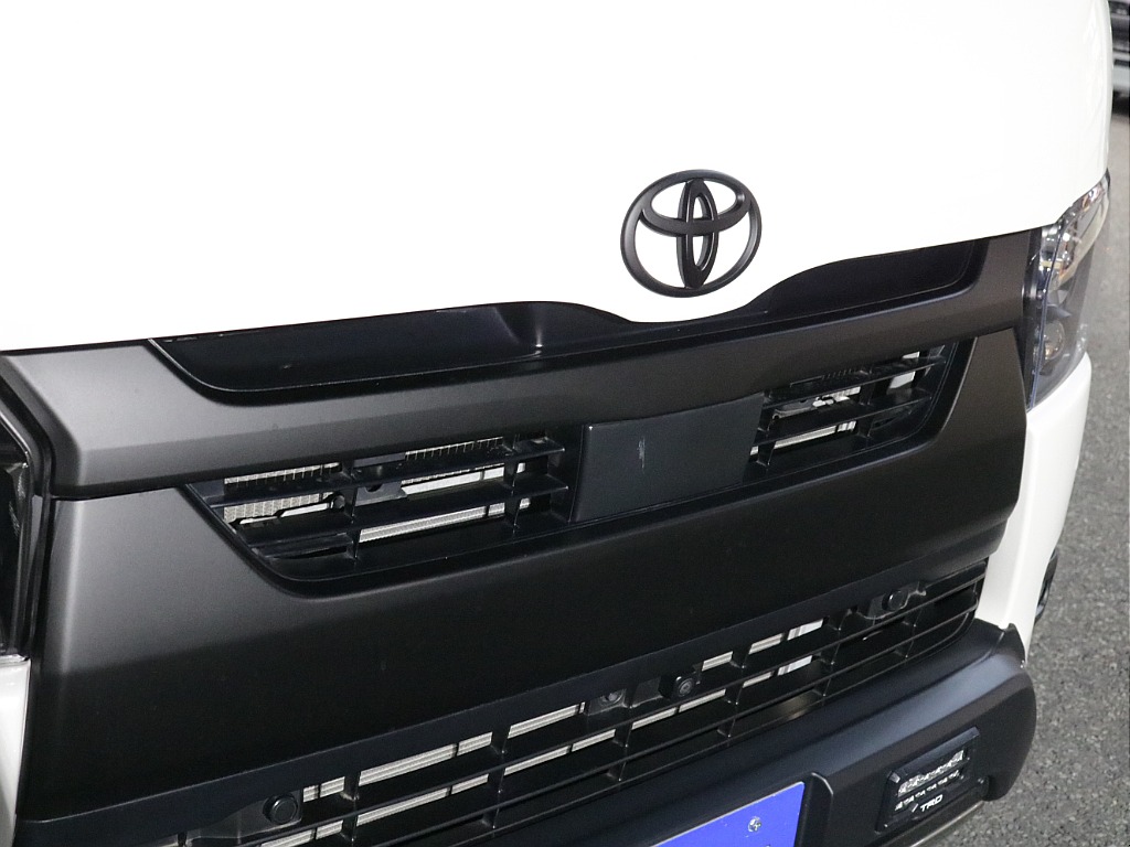令和6年式2800ディーゼル4WD！TRDオフロードスタイル！アルパインツインモニター装備済み！！