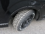 令和７年式ハイエースVダークプライムⅡ２８００ディーゼル４WDカスタム車両入庫！新品オリジナルフロントバンパー新品オリジナル１７インチアルミ新品オリジナルＬＥＤテールパイオニアナビフリップダウン装備！