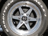 平成30年式希少５０周年特別仕様車２８００ディーゼル４WDカスタム車両入庫！社外フロントバンパーXR-617インチアルミグッドイヤーナスカー１7インチタイプⅡベット！