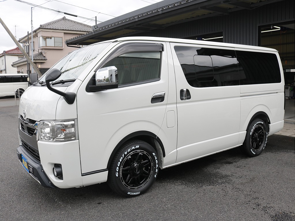 令和4年式ダークプライムⅡ２８００ディーゼルターボ２WD！TRDスポイラー！新品オリジナル１７インチアルミ！新品ベットＫＩＴ装備！