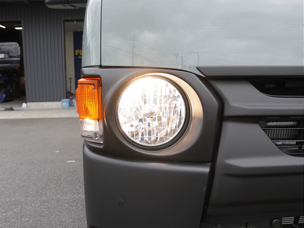 令和7年式アースカラーパッケージ２８００ディーゼル４ＷＤ！丸目ライトフェイス施工！ＢＩＧ－Ｘ１１インチＳＤナビ装備！新品パーツ多数装備！！