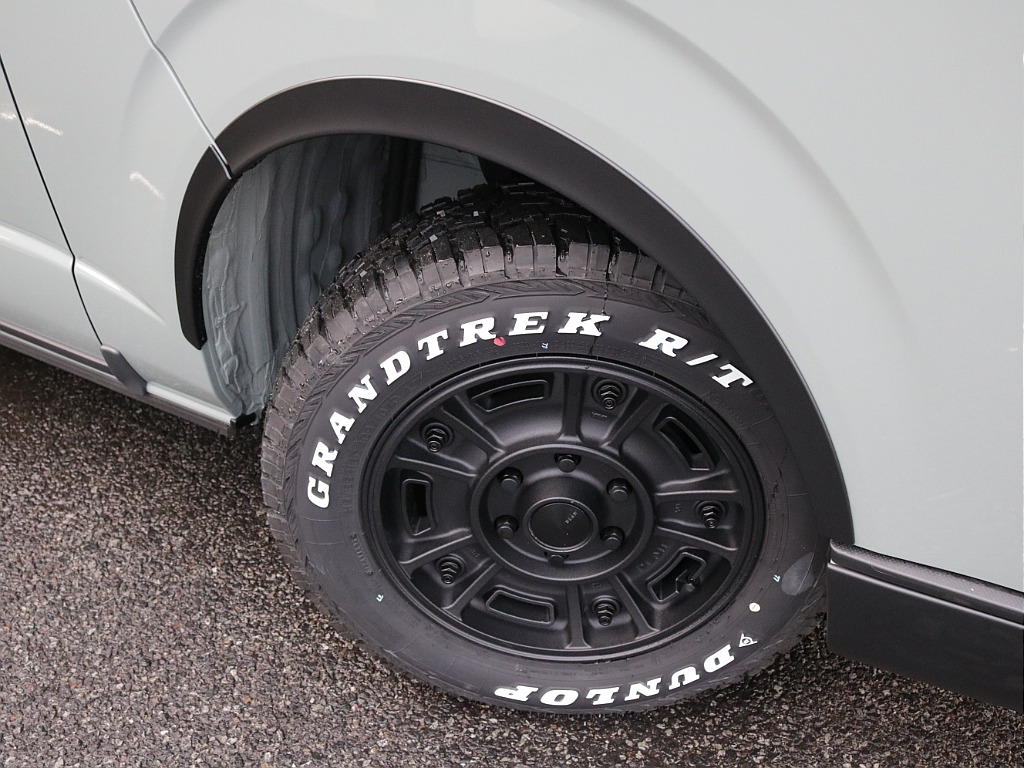 令和７年式アースカラーパッケージ２８００ディーゼル４ＷＤ！丸目ライトフェイス施工！ＢＩＧ－Ｘ１１インチＳＤナビ装備！新品パーツ多数装備！！
