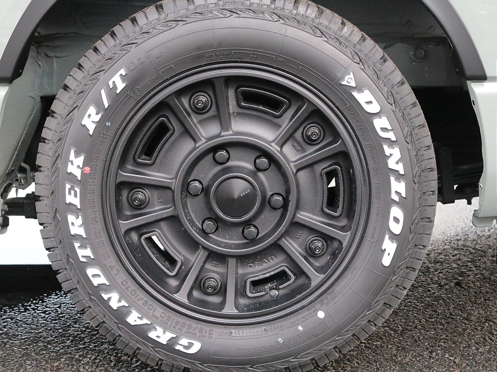 令和７年式アースカラーパッケージ２８００ディーゼル４ＷＤ！丸目ライトフェイス施工！ＢＩＧ－Ｘ１１インチＳＤナビ装備！新品パーツ多数装備！！