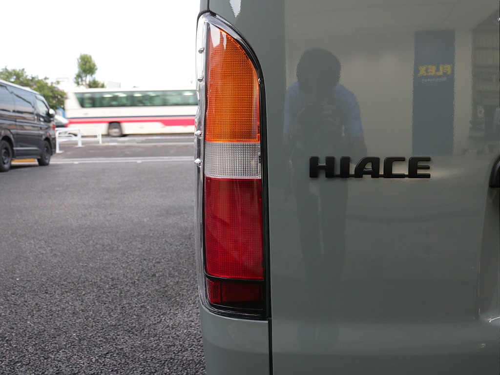 令和７年式アースカラーパッケージ２８００ディーゼル４ＷＤ！丸目ライトフェイス施工！ＢＩＧ－Ｘ１１インチＳＤナビ装備！新品パーツ多数装備！！
