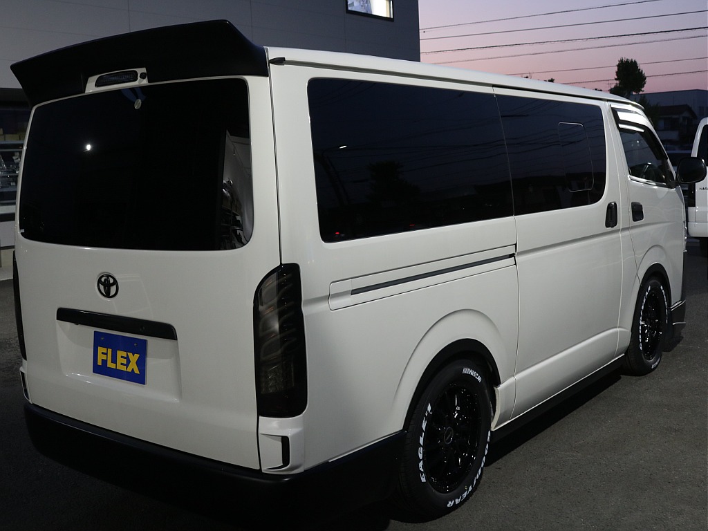 トヨタ ハイエースバン(23枚目)
