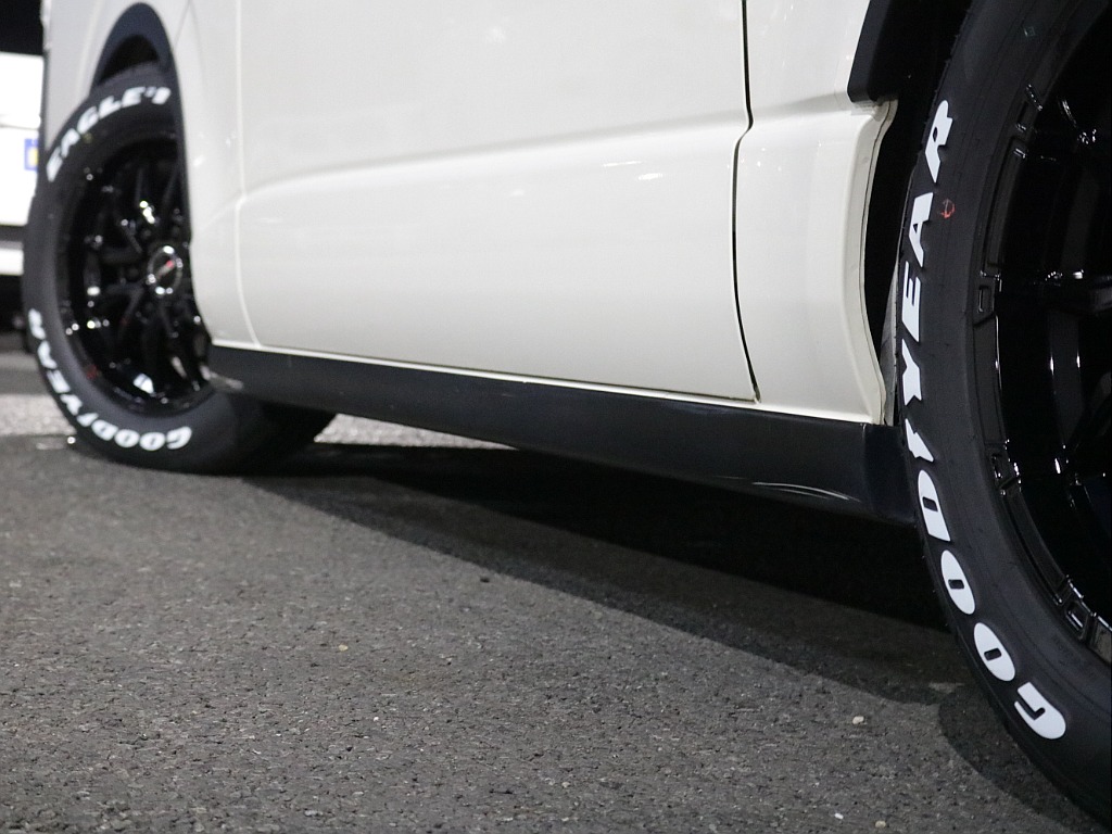 トヨタ ハイエースバン(45枚目)